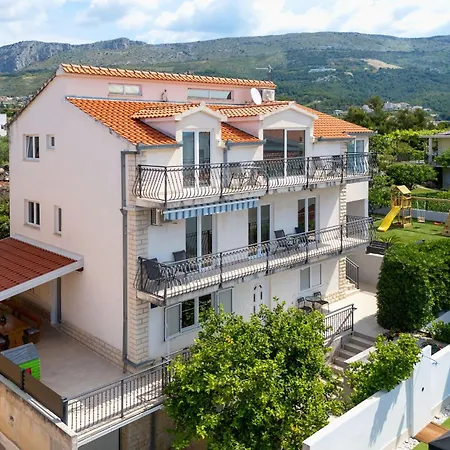 Solmar Apartament Podstrana