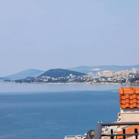 Solmar Apartment